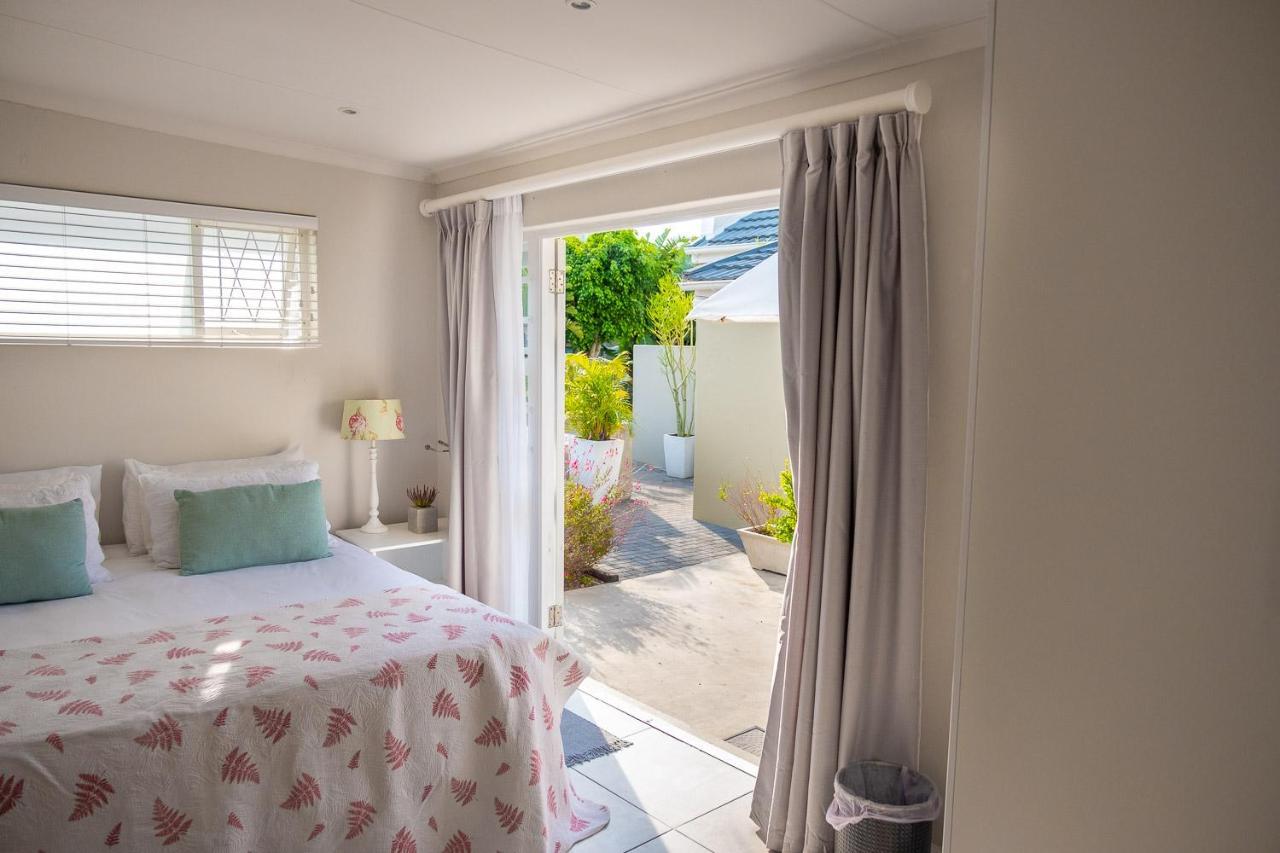 Conifer Beach House Port Elizabeth Zewnętrze zdjęcie